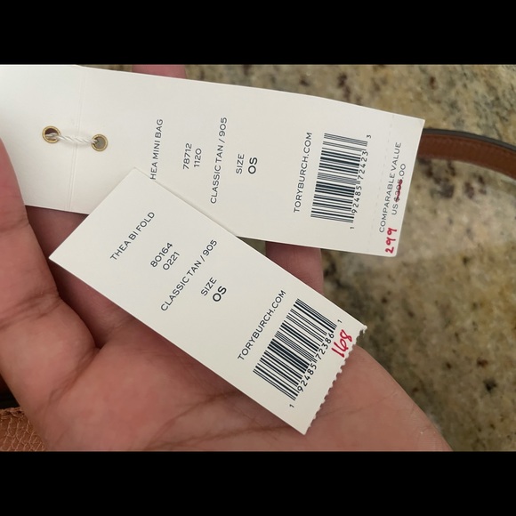 New Tory Burch set ❤️ - Picture 7 of 8